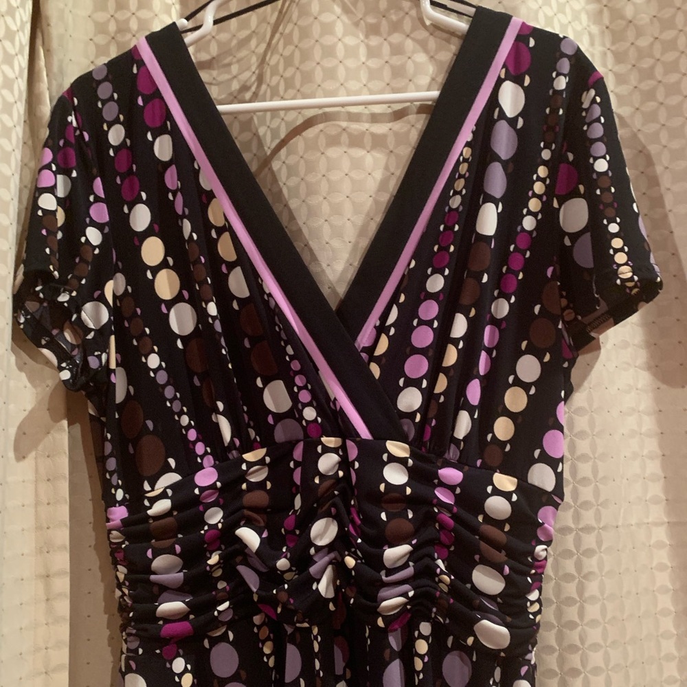 Women’s Studio I Black/Purple V-Neck Dress - Picture 2 of 6